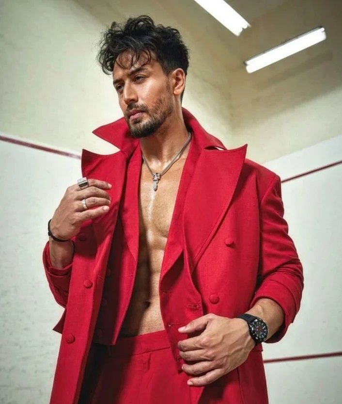 tiger shroff hairstyle