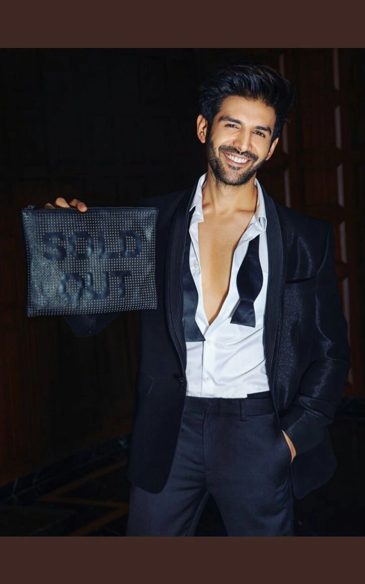 kartik aaryan hairstyle