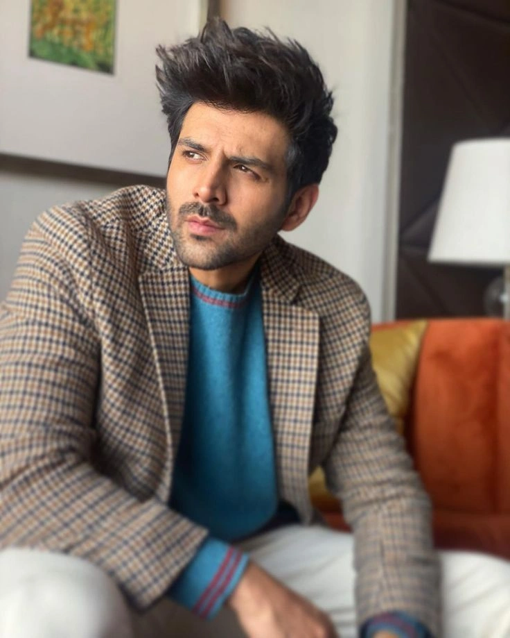 kartik aaryan hairstyle