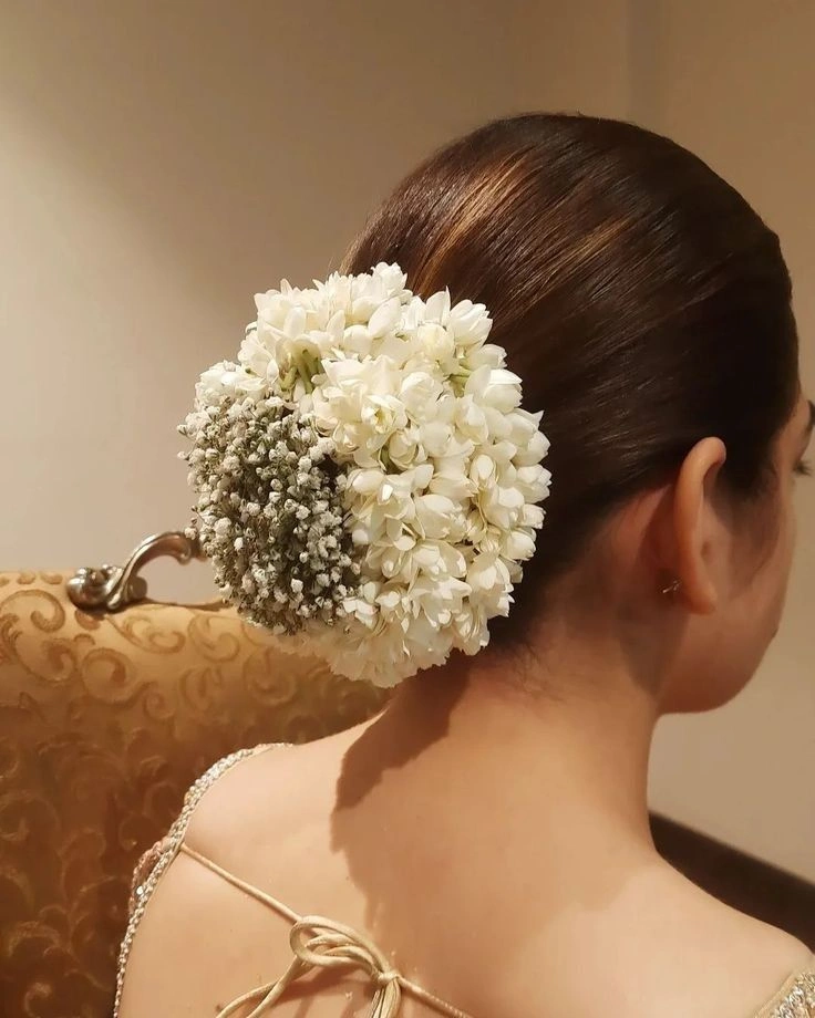 gajra hairstyle for long hair