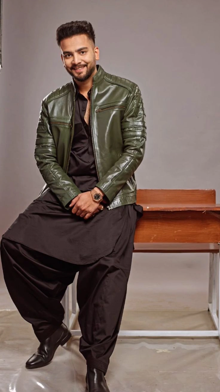 elvish yadav hairstyle